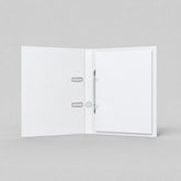 Stockka white hard cover portfolio binder with two metal rings, made of corrugated cardboard. Ideal for documents and presentations.