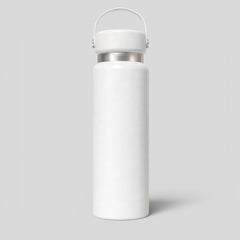 Stockka white metal sport bottle with a secure lid and a convenient metal handle for easy carrying. Ideal for sports or daily use.