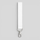 Stockka white polyester short lanyard with metal clip and D-ring for keys or USB drives.