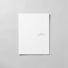 Stockka A4 white cardboard marketing folder with classic string closure and circular holders. Ideal for professional documents.