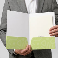 Stockka A4 project folder with two pockets, featuring a light green abstract pattern. Holds documents for business presentations.