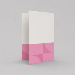 Stockka A4 project folder with two pockets, white and pink geometric design, made of cardboard.