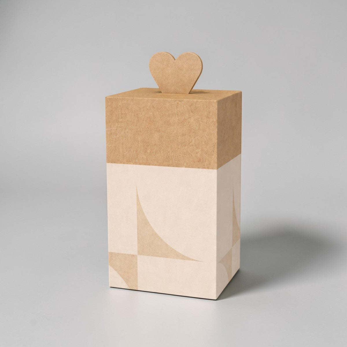 Stockka tall kraft cardboard gift box with heart-shaped lid, ideal for small gifts and sweets.