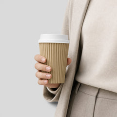 Stockka Kraft paper ripple cup with white lid, 380ml, perfect for hot drinks on the go.