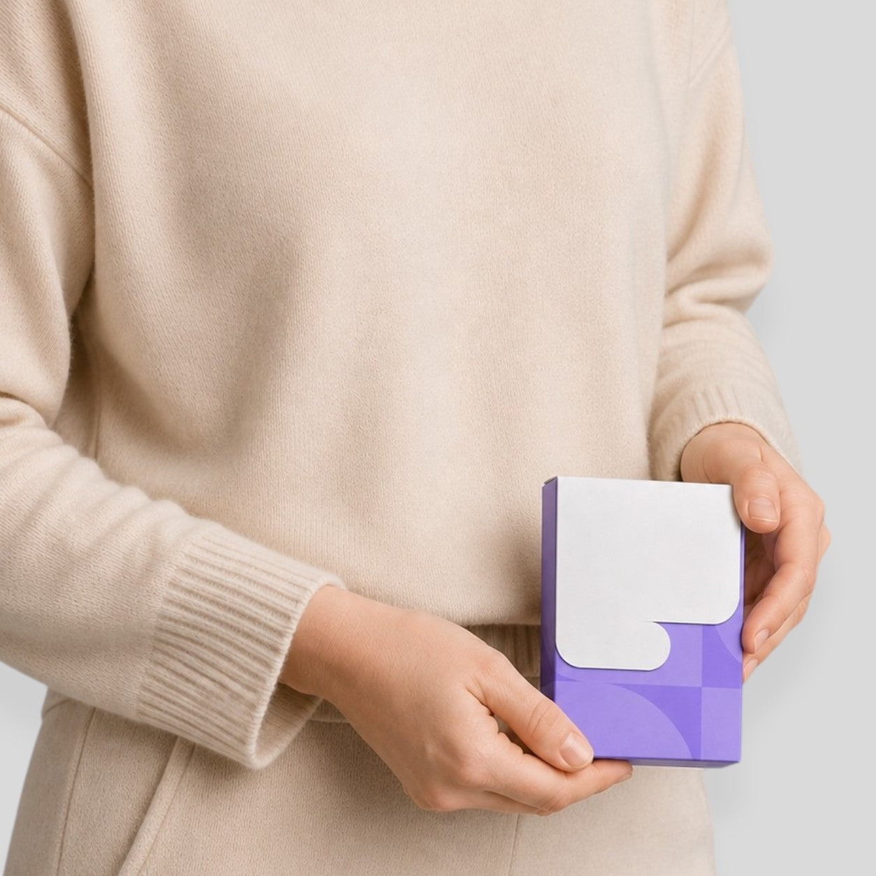 Stockka compact purple and white cardboard box with curved front closure, ideal for cards or small items.