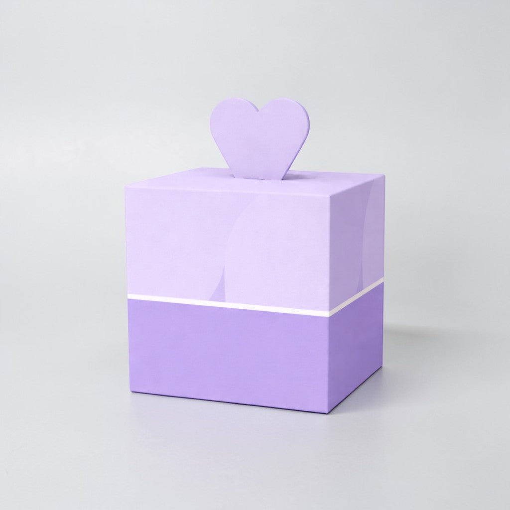 Stockka cubic gift box with heart top, two-tone purple, made of rigid coated cardboard.