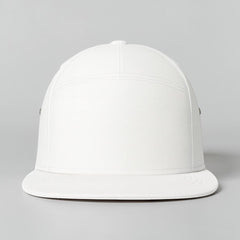 Stockka white 100% cotton urban cap with flat brim and adjustable strap. Unisex design.
