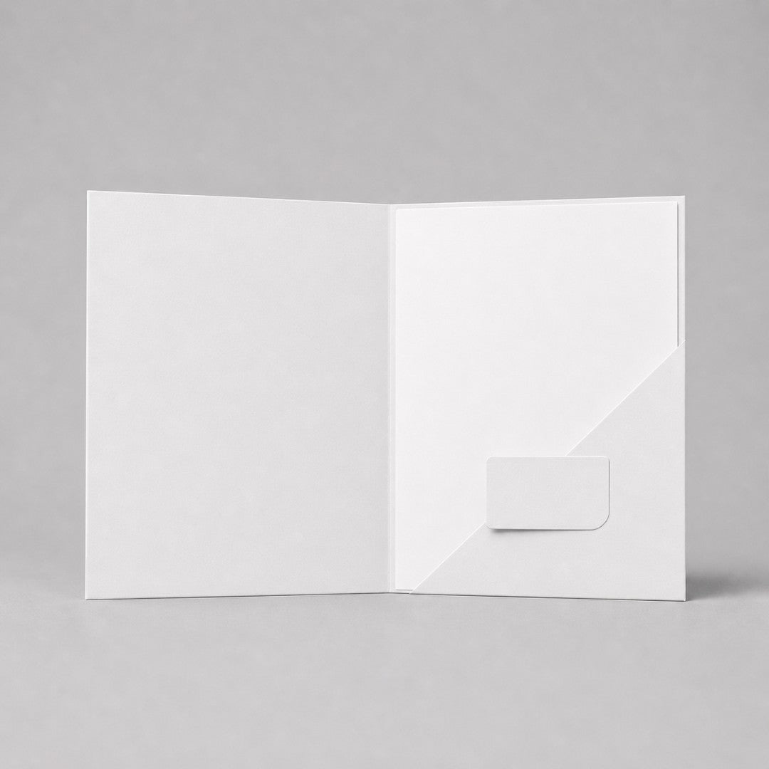 Stockka white horizontal presentation folder made of laminated rigid cardboard with an internal pocket for documents.