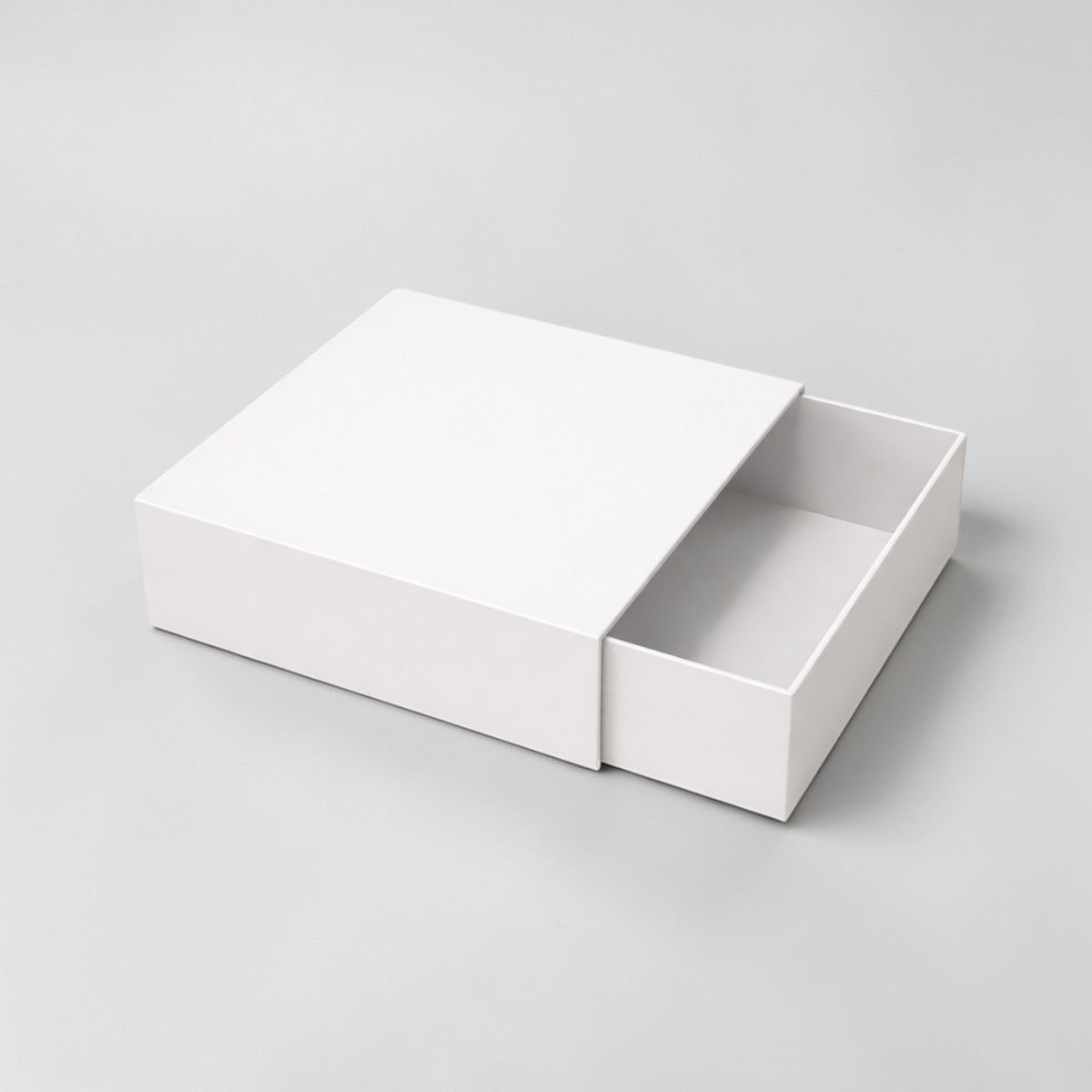 Stockka white square rigid gift box with drawer, perfect for jewelry or cosmetics. Made of 1400gsm cardboard.