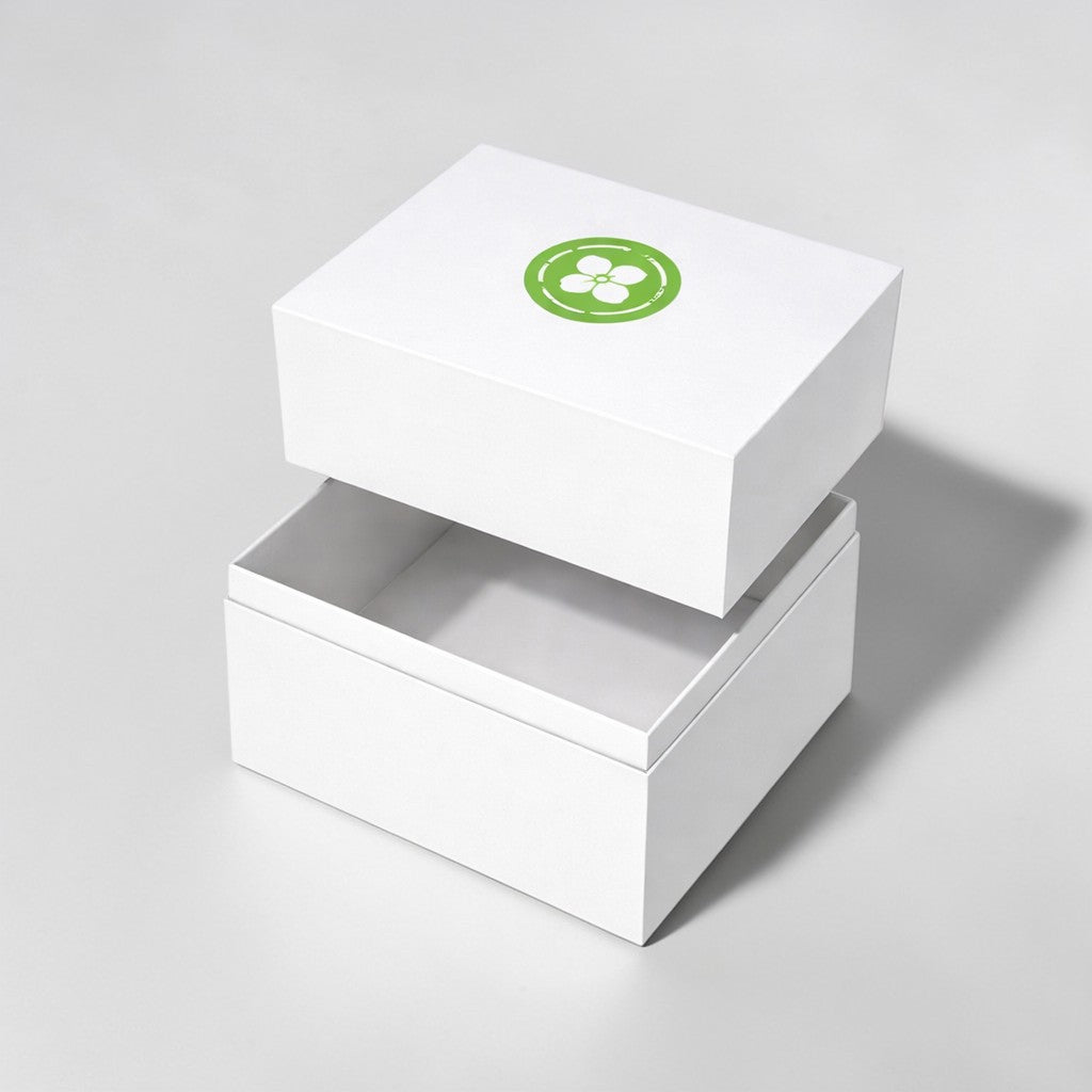 Stockka classic square gift box with lid, white rigid cardboard, perfect for luxury items, skincare, jewelry, or branding.